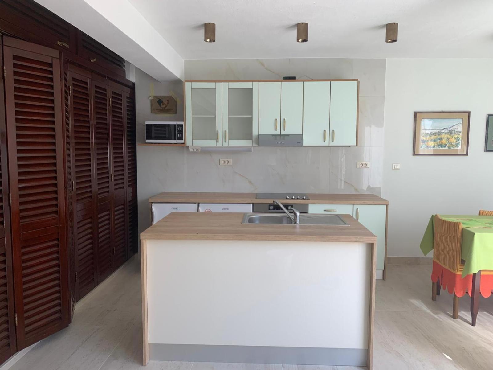 Apartment Rozita Seaside Relax