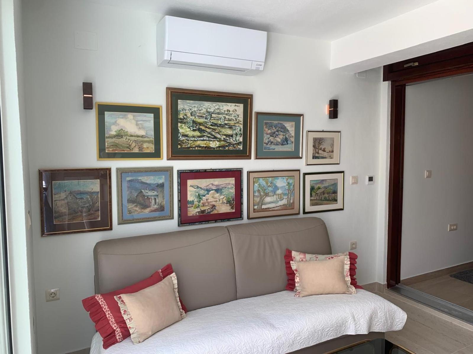 Rozita Seaside Relax Apartment Podgora