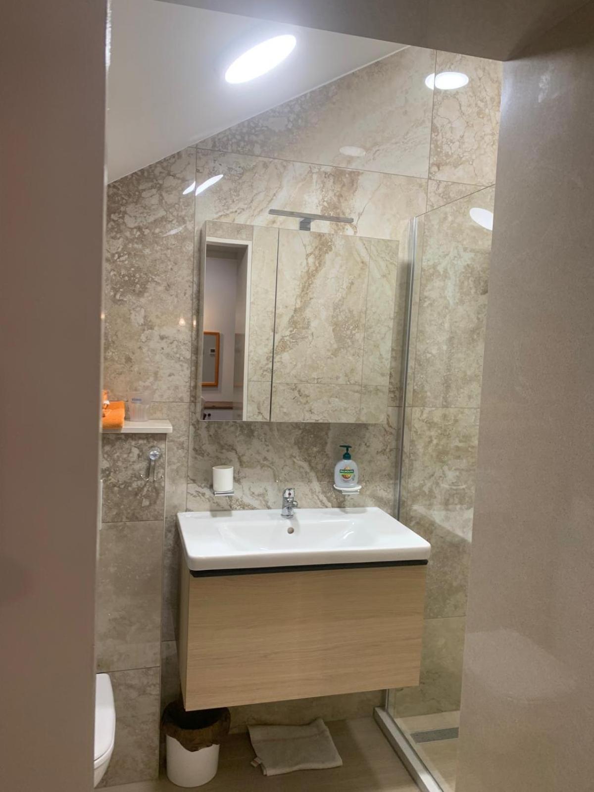 Rozita Seaside Relax Apartment Podgora