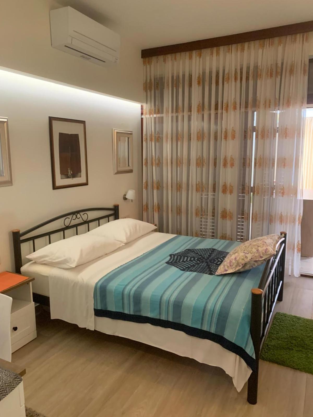 Rozita Seaside Relax * Podgora